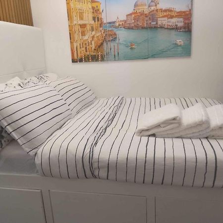 Modern Designed Studio Condo Near Ayala Centrio カガヤン・デ・オロ エクステリア 写真