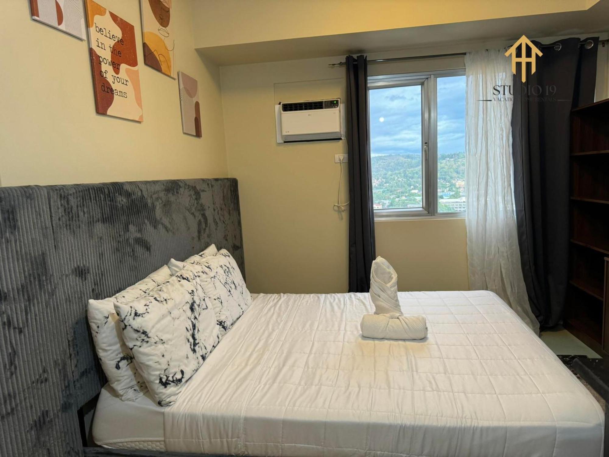 Modern Designed Studio Condo Near Ayala Centrio カガヤン・デ・オロ エクステリア 写真